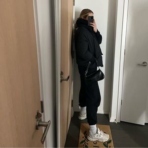 Black Vintage Puffer Jacket in Black